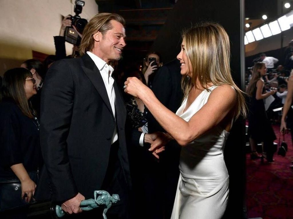 Manisnya Pertemuan Brad Pitt dan Jennifer Aniston di SAG Awards