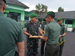 Ungkap Ladang Ganja di Garut, Serma Asep Diganjar Penghargaan