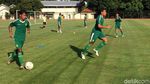 Latihan Persebaya Surabaya Masih Tanpa Osvaldo Haay