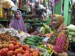 Harga Cabai di Lamongan Naik, Bawang Merah dan Putih Turun