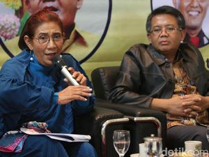 Ketika Susi Pudjiastuti Pamer Keindahan Purnama, Netizen: Lebih Cantik Ibu, Ah!