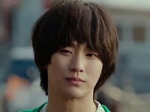 Kocaknya Kim Soo Hyun Jadi Cameo di Drakor Crash Landing On You