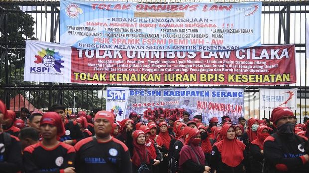 DPR Tunda Pembahasan Omnibus Law Ciptaker Sampai Usai Reses