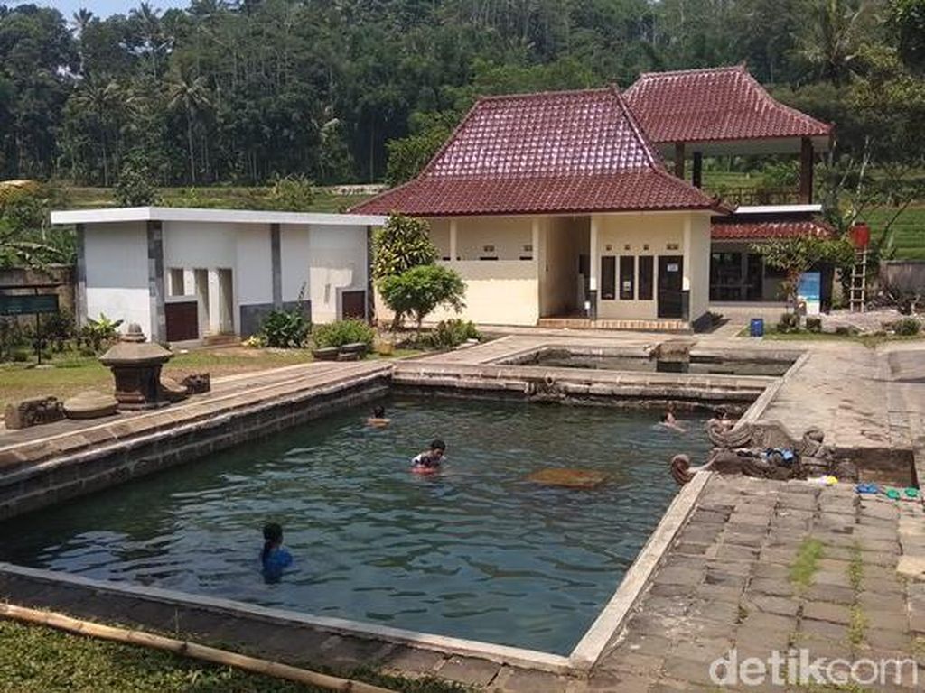 Foto: Pemandian Air Panas Magelang dari Zaman Mataram Foto: Pemandian Air Panas Magelang dari Zaman Mataram