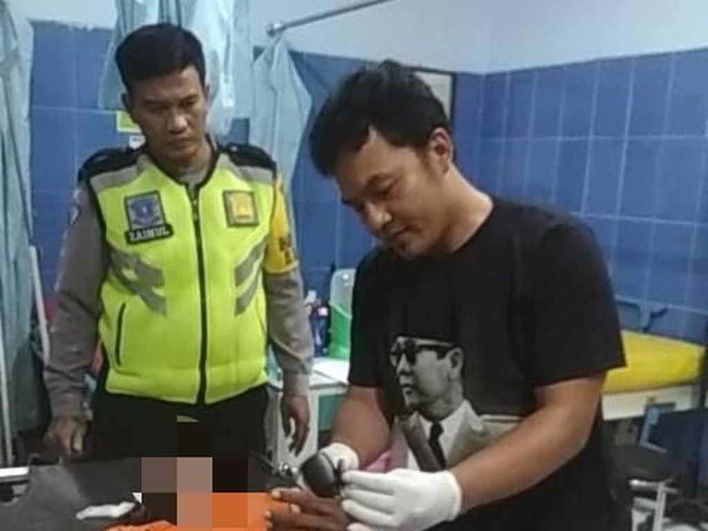 Bus Ini Selamat dari Kecelakaan Meski Sopirnya Tewas Mendadak Bus Ini Selamat dari Kecelakaan Meski Sopirnya Tewas Mendadak