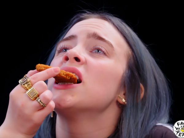 Billie Eilish Konser di Jakarta, Intip Momennya Bersama Makanan