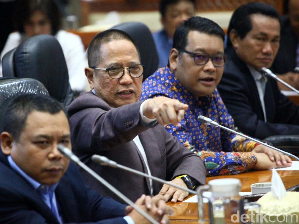 Selain Jiwasraya, Bank Muamalat-Taspen Akan Dipelototi Panja DPR Selain Jiwasraya, Bank Muamalat-Taspen Akan Dipelototi Panja DPR