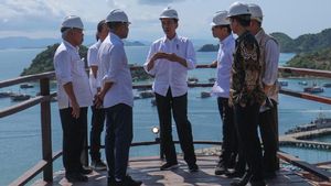 Momen Jokowi Kunjungi Puncak Waringin di Labuan Bajo