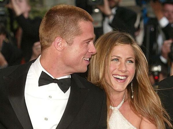 Reunian, Ini Potret Mesra Brad Pitt dan Jennifer Aniston Saat Jadi Pasangan