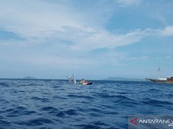 Penjelasan Istana soal Kapal Wartawan Terbalik di Labuan Bajo