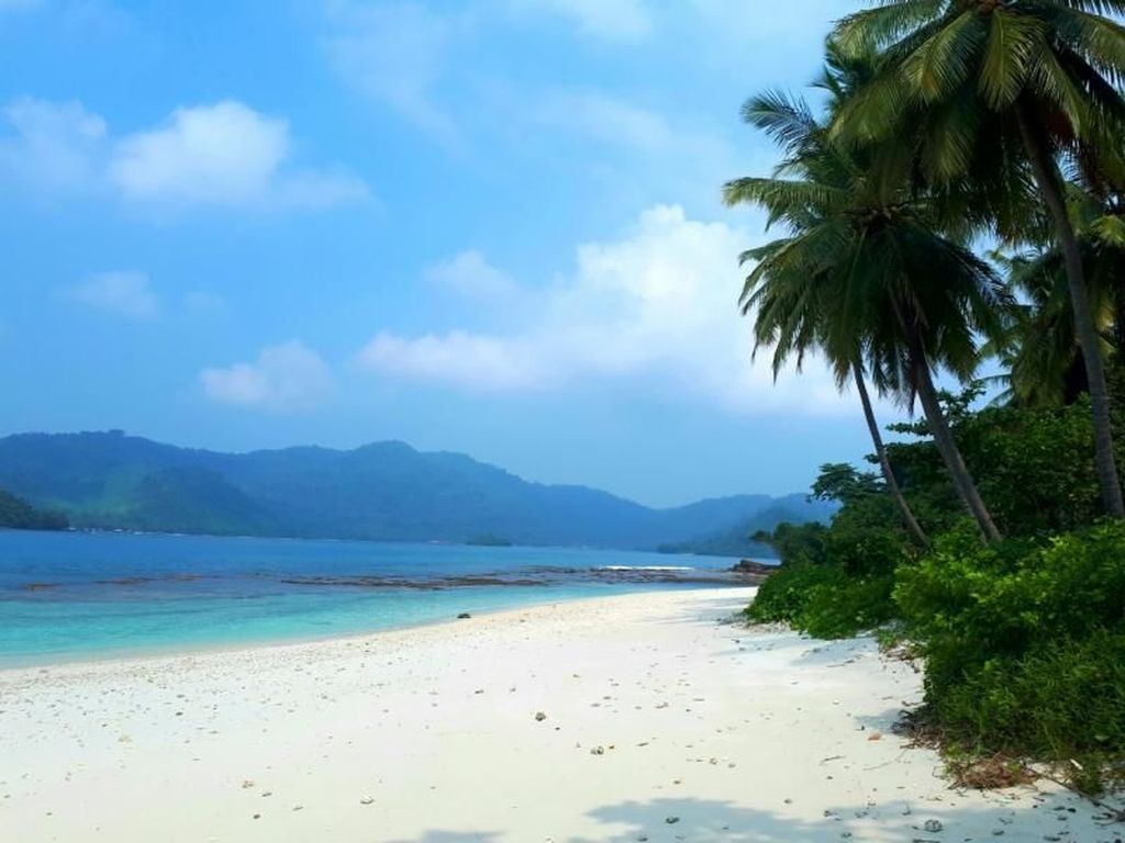 Sst... Seperti Punya Pulau Pribadi di Lampung Sst... Seperti Punya Pulau Pribadi di Lampung