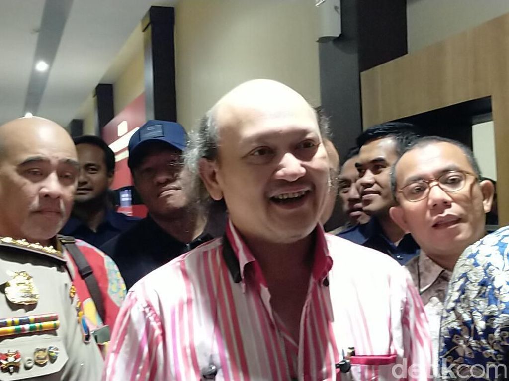 Herannya Polisi Dengar Cerita Ari Sigit soal MeMiles Herannya Polisi Dengar Cerita Ari Sigit soal MeMiles