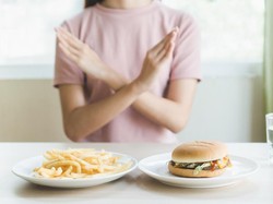 Rahasia Diet Sukses 2020? Ini 5 Makanan yang Wajib Kamu Hindari