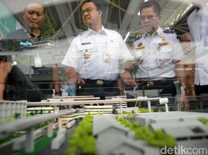 Gubernur Anies Resmikan Pembangunan Skybridge di CSW