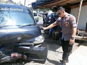 Mobil Rombongan Pengawal Wagub Jabar Kecelakaan di Garut Mobil Rombongan Pengawal Wagub Jabar Kecelakaan di Garut
