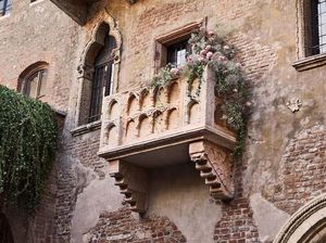 Cinta Tak Lagi Cuma-cuma, Verona Terapkan Tiket Masuk Balkon Romeo dan Juliet