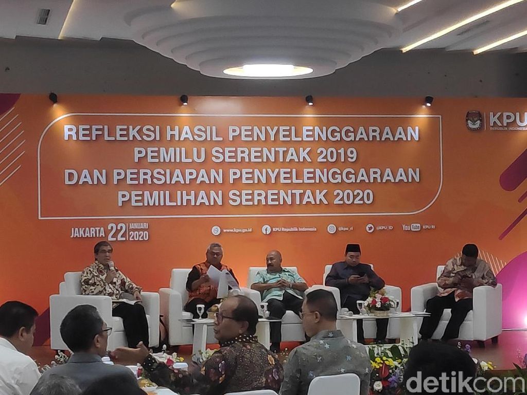 Evaluasi Pemilu 2019, KPU Beberkan Hambatan Distribusi-Rekapitulasi Suara Evaluasi Pemilu 2019, KPU Beberkan Hambatan Distribusi-Rekapitulasi Suara