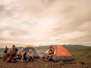 Cuma di Ponorogo, Kemping dengan Pemandangan Secantik Ini