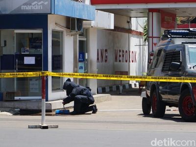 Detik-detik Jihandak Amankan Kardus Mencurigakan di Pekalongan