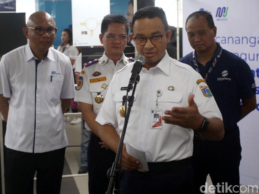 Monas Ditolak, Anies: Tim Rute Formula E-Bina Marga Akan Cek Beberapa Tempat Monas Ditolak, Anies: Tim Rute Formula E-Bina Marga Akan Cek Beberapa Tempat