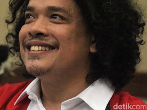 Selesai Jalani Hukuman Terkait Kasus Makar, Surya Anta cs Dibebaskan Selesai Jalani Hukuman Terkait Kasus Makar, Surya Anta cs Dibebaskan