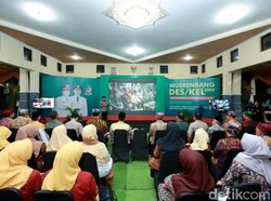 15 Ribu Warga Banyuwangi Ikut Musyawarah Desa Serentak Secara Online