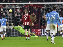 Babak I: Gabriel Jesus Gagal Penalti, Man City Ditahan Sheffield 0-0