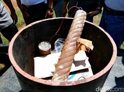 Polisi: Kardus di SPBU Pekalongan Berisi Rangkaian Persis Bom Betulan