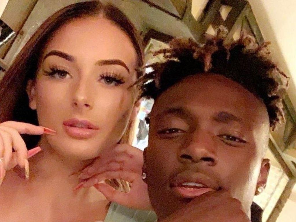 8 Gaya Seksi Leah Monroe, Pacar Pesepakbola Chelsea Tammy Abraham 8 Gaya Seksi Leah Monroe, Pacar Pesepakbola Chelsea Tammy Abraham