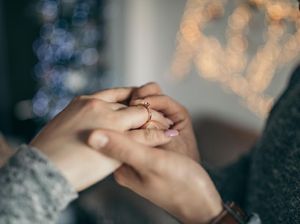 Ogah Nikah Tapi Sewa Pacar, Cara Remaja Vietnam Tenangkan Ortu Ogah Nikah Tapi Sewa Pacar, Cara Remaja Vietnam Tenangkan Ortu