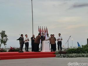 Tekan Sirene, Jokowi Resmikan Runway 3 Bandara Soetta