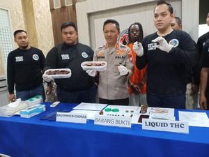 Bawa Brownies Ganja, Pria AS Jadi Tersangka Bawa Brownies Ganja, Pria AS Jadi Tersangka
