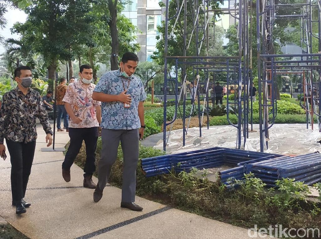 Heboh Virus Corona di Wisma BRI 2, Karyawan Diimbau Pakai Masker Heboh Virus Corona di Wisma BRI 2, Karyawan Diimbau Pakai Masker