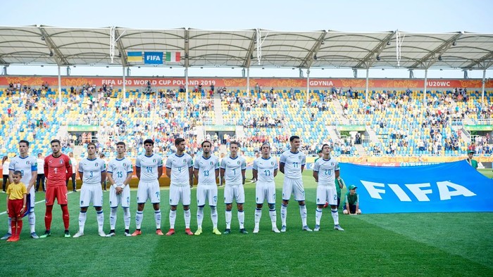 GDYNIA, POLAND - JUNE 11: Players of Italy U20 during the 2019 FIFA U-20 World Cup Semi Final match between Ukraine and Italy at Gdynia Stadium on June 11, 2019 in Gdynia, Poland. (Photo by Adam Nurkiewicz/Getty Images)