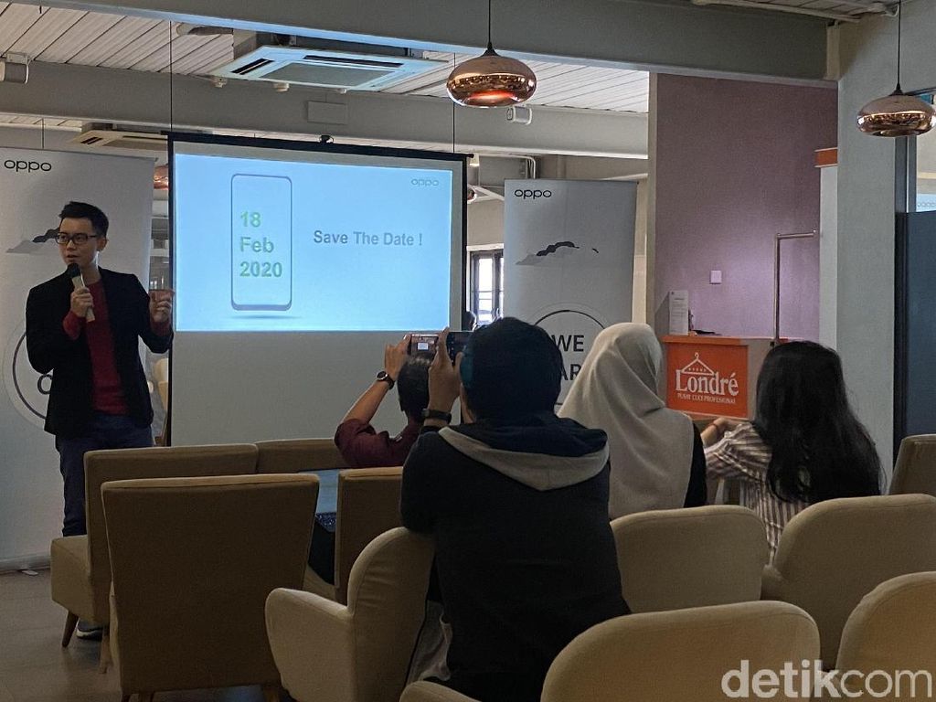 Catat! Ponsel Baru Oppo Mendarat di Indonesia 18 Februari Catat! Ponsel Baru Oppo Mendarat di Indonesia 18 Februari