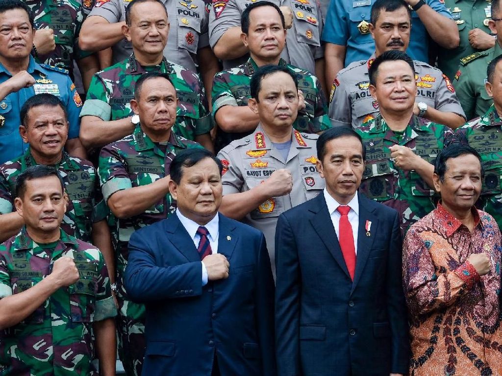 Jokowi Wanti-wanti Prabowo Jangan Mark Up Anggaran Jokowi Wanti-wanti Prabowo Jangan Mark Up Anggaran