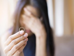 Kisah Wanita Diceraikan Suami gegara Tolak Undang Ipar Bukber