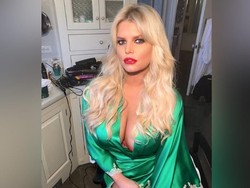 Jessica Simpson Curhat Jadi Korban Pelecehan Seksual di Usia 6 Tahun