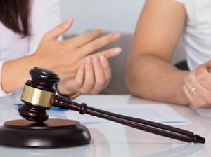 Estimasi Waktu dan Biaya Mengurus Perceraian Pakai Pengacara Estimasi Waktu dan Biaya Mengurus Perceraian Pakai Pengacara