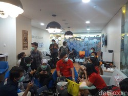 Antisipasi Virus Corona, BRI Bagikan Masker ke Wartawan