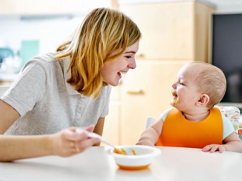 5 Kesalahan Umum Orang Tua Ketika Memberi Makan Anak