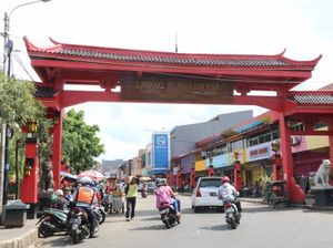 Dari Riau hingga Singkawang, Serunya Kulineran di 5 Kawasan Pecinan Ini Dari Riau hingga Singkawang, Serunya Kulineran di 5 Kawasan Pecinan Ini