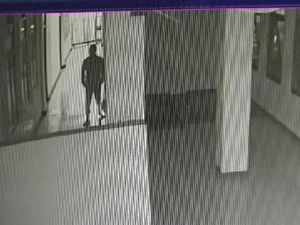 Masjid Ini Sudah 4 Kali Kemalingan Kotak Amal, Aksi Pelaku Terekam CCTV Masjid Ini Sudah 4 Kali Kemalingan Kotak Amal, Aksi Pelaku Terekam CCTV