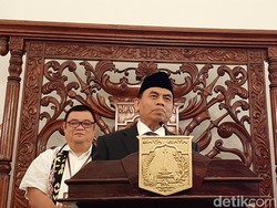 Usai Dilepas Anies, Jenazah Sekda DKI Jakarta Langsung Dimakamkan
