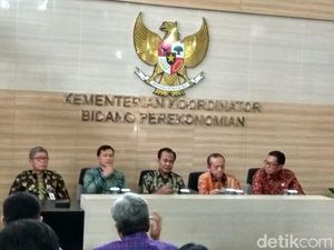 Airlangga Mau Sowan ke Jokowi, Minta Restu Bahas Omnibus Law