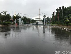 Genangan Air Bisa Sampai Depan Monas, Istana Aman?