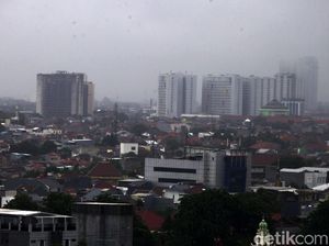 Jakarta Diguyur Hujan, Ini Alasan Orang Mudah Sakit di Musim Hujan