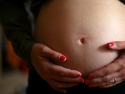 AS Batasi Visa Bagi Ibu Hamil Untuk Cegah Wisata Melahirkan