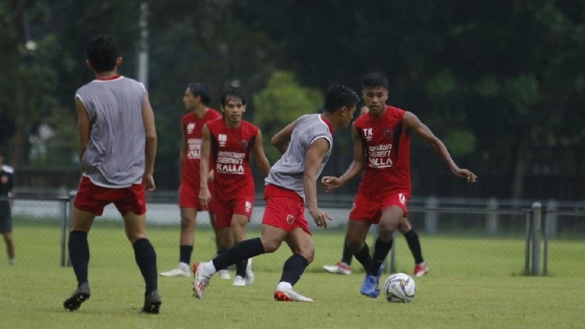 PSM Makassar latihan ringan di Jakarta. (Foto: dok.PSM Makassar)