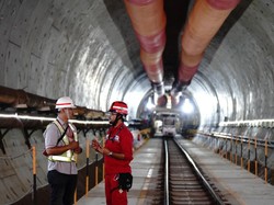 Ada 2.400 Lowongan di Kereta Cepat, Fresh Graduate Boleh Daftar